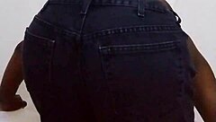 dancer selects lights matching song's perfect rhythm