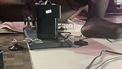 blackpussy pornstar fucks sex machine so smooth