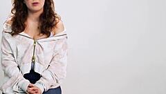 Leana Lovings Nerdy Face Milky Body Shaved Pussy Close-Up