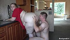 horny hubby rails chubby kitchen-style 😈🔥