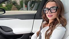 Stepsis Nikki Nicole fucks instructor Luke Cooper hard in car