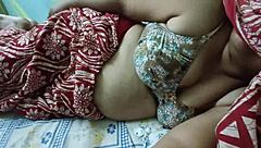 Desi Wife Flashes Pussy to Lover Secretly