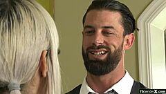 Crossdressing shemale craves bareback ass pounding