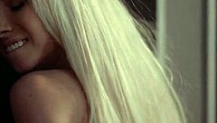 Young Blondes Kenzie Jayna Lick Pussy to Orgasm