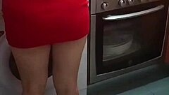 Mature seductress in sexy kitchen gear begs for raw pounding