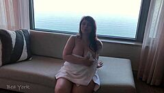 Curvy brunette Bea York sweet cum jerk off commands