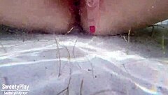 mature masturbates extremely underwater closeup