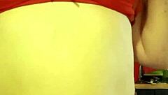 i spot red white big tits