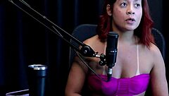 ruiva safada shows off her tight ass after hubby suggests big cock liberal fun
