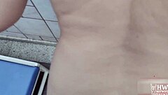 Fudeu Vizinho Na Piscina—Casada Safada Não Resiste!