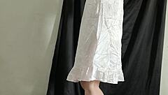 Indo Big Ass Babe Tries New Satin Dress In Viral Fuck