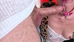 Tiny tess thompson hooks up with bryan gozzling for sloppy deepthroat fun 😈💦