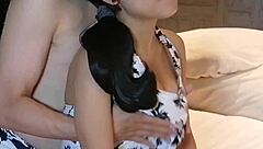 巨乳彼女の乳首刺激でオーガズム zoom up homemade