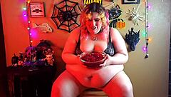 Chubby BBW vampire slurps sloppy jello snack in homemade Halloween tease