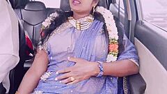 Indian tourist aunty dirty talk car sex with driver