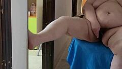 Coolmarina soaks new toy in hardcore piss fuck