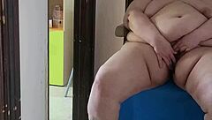 Coolmarina soaks new toy in hardcore piss fuck