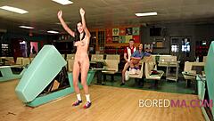 milf pussy free use while bowling