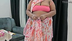 Indian Bhabhi's Juicy Boobs Begging for Squeezes!