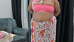 Indian Bhabhi's Juicy Boobs Begging for Squeezes!