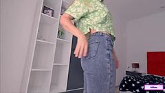 gf's wet pussy slips free after massive creampie overload