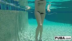 Samantha Rone teases pussy in underwater pool solo