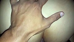 no creerás el culo jugoso de esta vecina milf