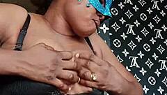 wanna see full sexy african women up close?