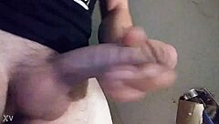 i stroke my cock masturbating for hot friends!