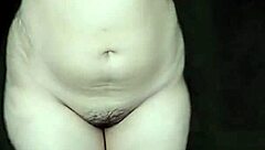 new big boobs indian bhabhi flaunts her curvy nude body