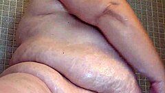 Juicy Fat Ass BBW Granny Showers with Dripping Pussy Lips!