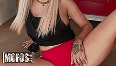 Mofos Harmony Rivers clit massaged then pussy filled with warm jizz load