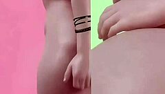 2B Shakes Her Massive Juicy Ass