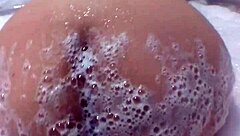 wife's huge ass bounces wildly in jacuzzi