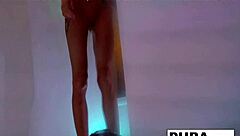 Kendra Cole's skinny body glistens in sexy shower tease