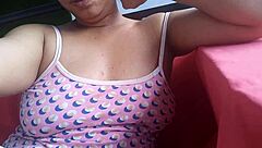 brazilian milf orgasms squirting juicy pussy yard solo