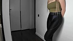 Gym leggings girlfriend creampie after sweaty workout rough riding