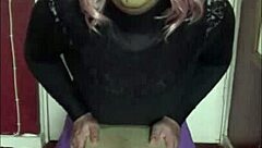 bisexual sissy crossdresser loves pussy while vibrating dildo fucks his ass