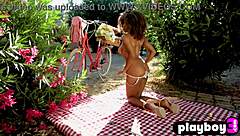 big tits black jenna foxx poses naked 😍🍑