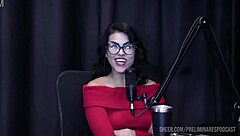 Hot foreplay explosions with Caroleta Roots and Bia Hot podcast!
