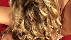 Two horny girls scissor in steamy lesbian play 👩‍❤️‍👩💦