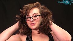 jerk off now for my extreme ballet heels and stockings tease