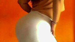 gostosa's juicy big ass shines through tight see-through leggings