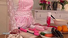 MATURE JAPANESE WOMAN BLOWS THEN TAKES HARDCORE CREAMPIE PUSSY