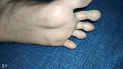 saliva dripping pussy play makes me cum hard