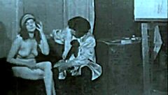 Vintage retro hairy beaver gets fucked in antique pornostalgia scene