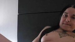 oh emy angel i'm rubbing my wet pussy on this toy so hard