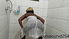 i shake my thick ebony ass twerking in the shower