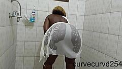 i shake my thick ebony ass twerking in the shower
