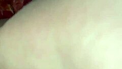 Saudi teen masturbates with pizza and chocolate fetish